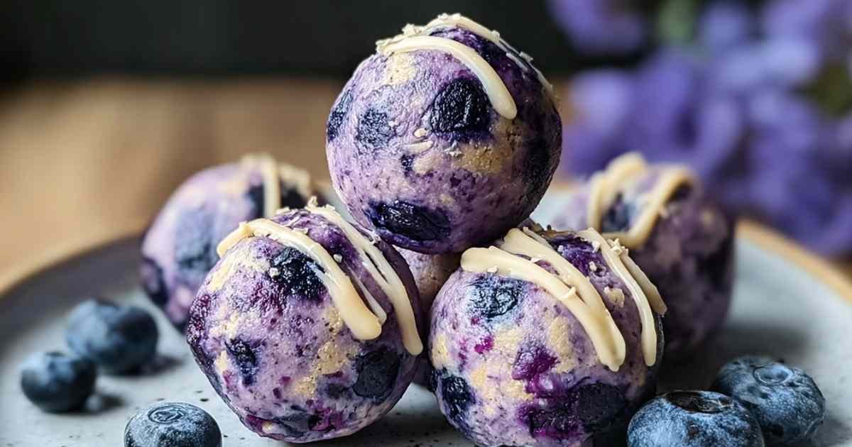 Blueberry Cheesecake Protein Bites